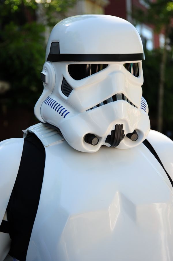 3D-geprinte Stormtrooper armor, geschuurd en gelakt